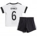 Billige Tyskland Joshua Kimmich #6 Børnetøj Hjemmebanetrøje til baby VM 2022 Kortærmet (+ korte bukser)